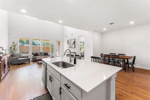1828 Walnut Grove BND, Leander, TX 78641