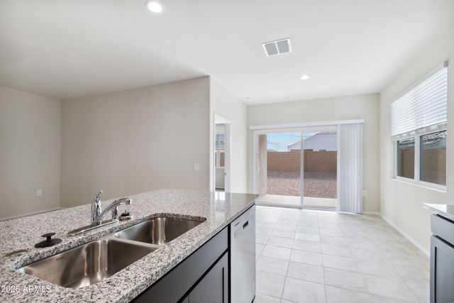 5505 E Cinder Lane, San Tan Valley, AZ 85140