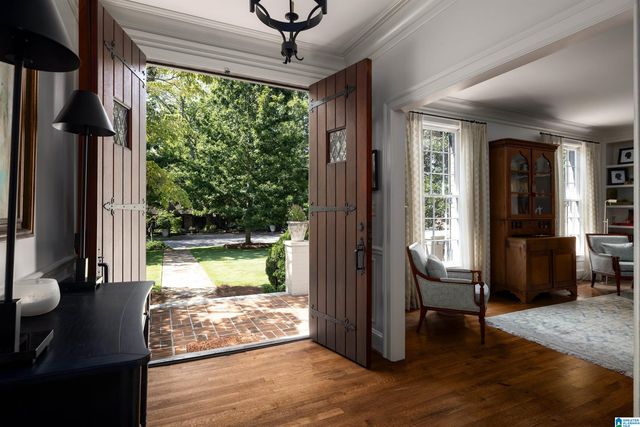 4400 FREDERICKSBURG DRIVE, Mountain Brook, AL 35213