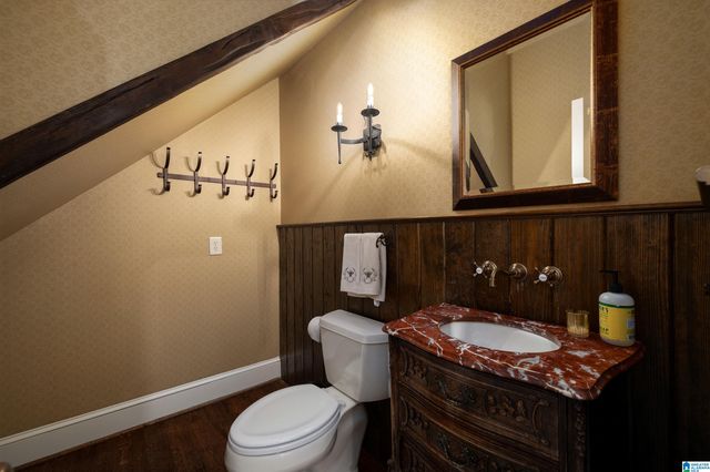 4400 FREDERICKSBURG DRIVE, Mountain Brook, AL 35213