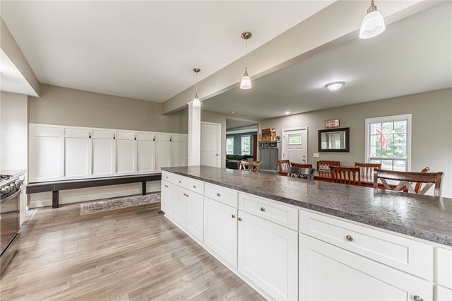 21 State Street, East Bloomfield, NY 14469