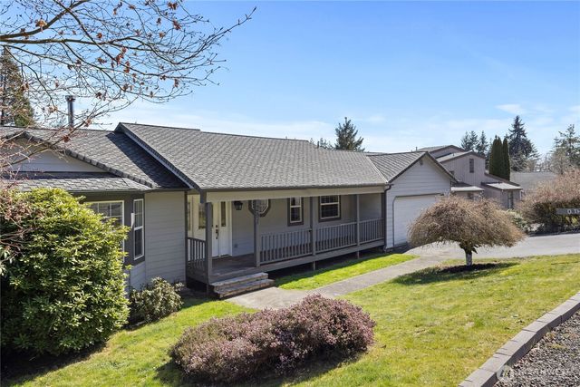 261 E Rainier Court, Allyn, WA 98524