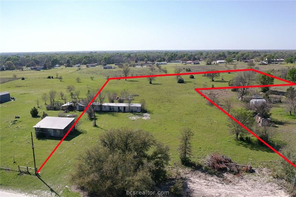 5 acs Mustang Loop, Madisonville, TX 77864 — exterior
