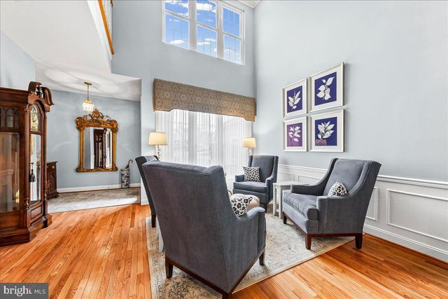 236 GREENBRIAR DR, West Chester, PA 19382