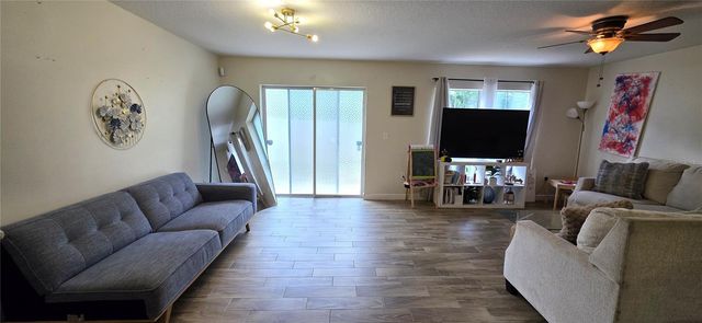 4555 LIMERICK DRIVE, Tampa, FL 33610