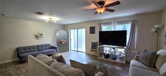4555 LIMERICK DRIVE, Tampa, FL 33610