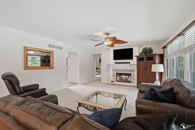 5040 cherry blossom circle Circle, West Bloomfield Twp, MI 48324