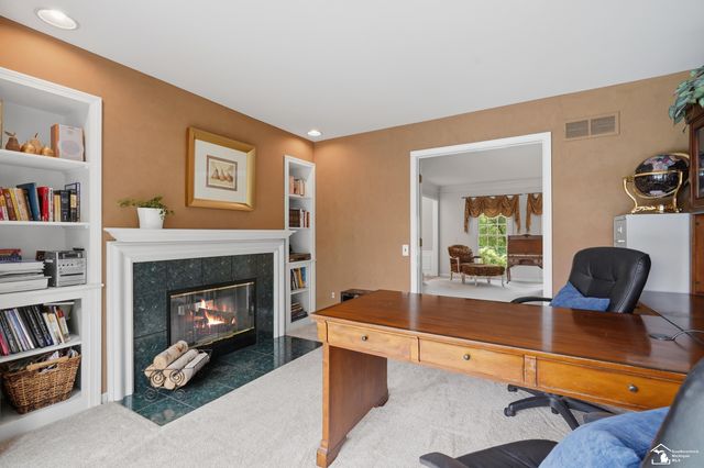 5040 cherry blossom circle Circle, West Bloomfield Twp, MI 48324