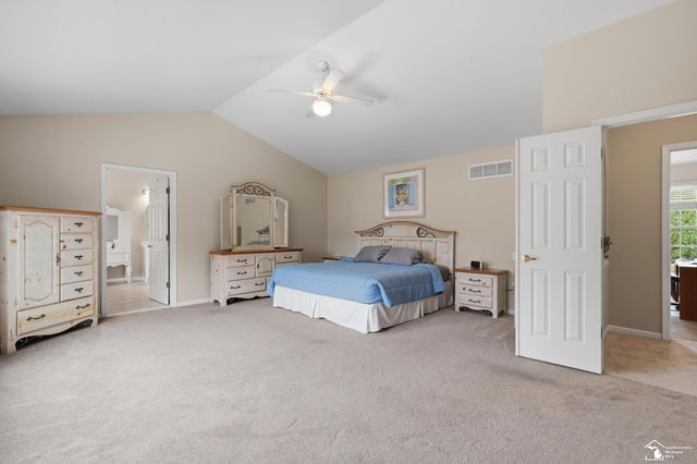 5040 cherry blossom circle Circle, West Bloomfield Twp, MI 48324