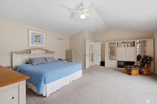 5040 cherry blossom circle Circle, West Bloomfield Twp, MI 48324