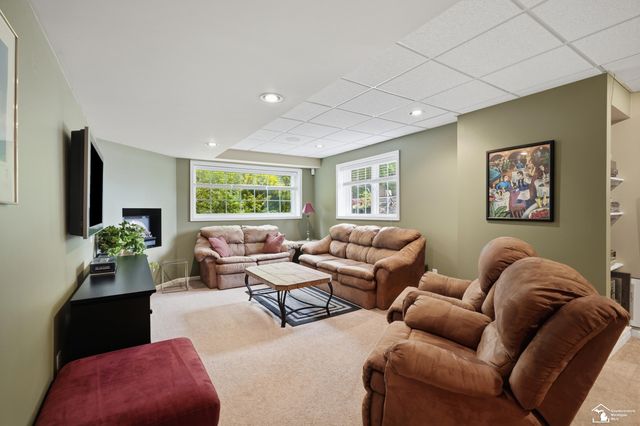 5040 cherry blossom circle Circle, West Bloomfield Twp, MI 48324