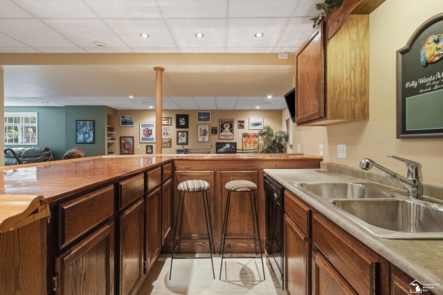5040 cherry blossom circle Circle, West Bloomfield Twp, MI 48324