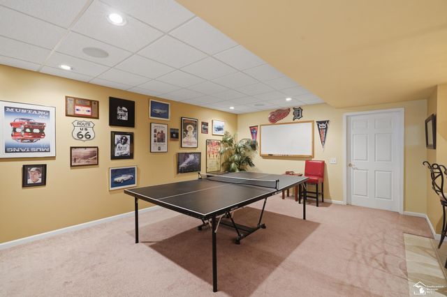 5040 cherry blossom circle Circle, West Bloomfield Twp, MI 48324
