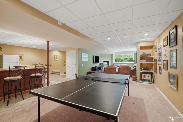 5040 cherry blossom circle Circle, West Bloomfield Twp, MI 48324