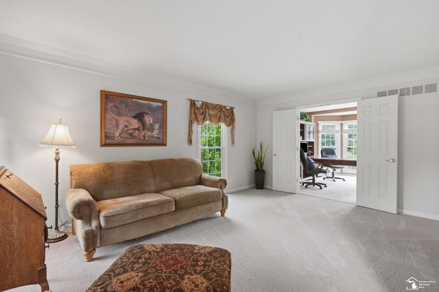 5040 cherry blossom circle Circle, West Bloomfield Twp, MI 48324