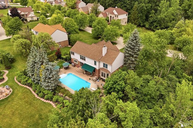 5040 cherry blossom circle Circle, West Bloomfield Twp, MI 48324