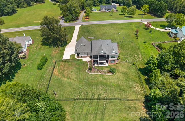 2889 mount Pleasant Road, Sherrills Ford, NC 28673