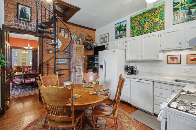 127 West Robbins Street, Covington, KY 41011