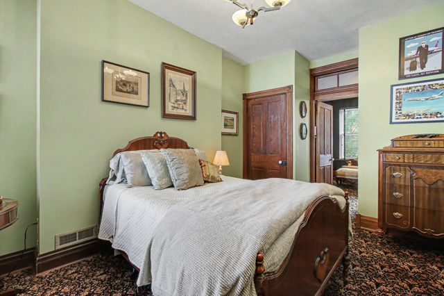 127 West Robbins Street, Covington, KY 41011