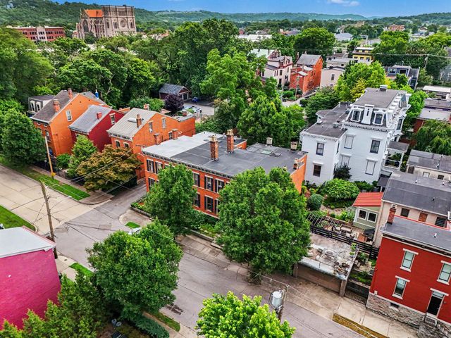 127 West Robbins Street, Covington, KY 41011