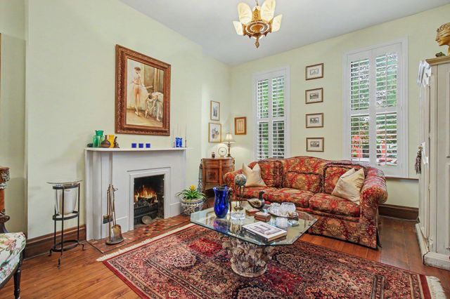 127 West Robbins Street, Covington, KY 41011
