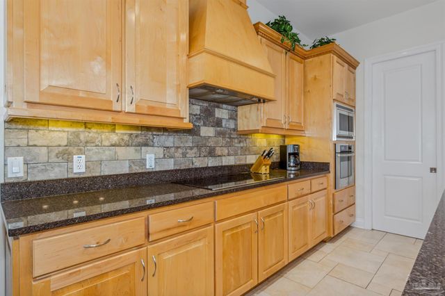 5 Calle Juela, Pensacola Beach, FL 32561