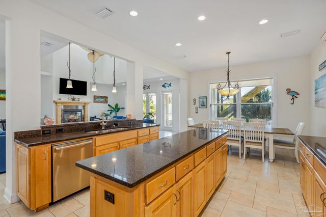 5 Calle Juela, Pensacola Beach, FL 32561