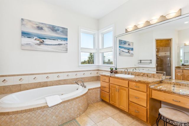 5 Calle Juela, Pensacola Beach, FL 32561