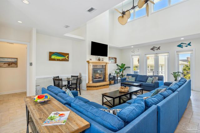 5 Calle Juela, Pensacola Beach, FL 32561