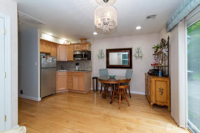 75 Boulevard West, Old Bridge, NJ 07735
