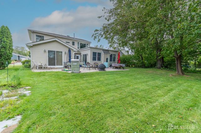 75 Boulevard West, Old Bridge, NJ 07735