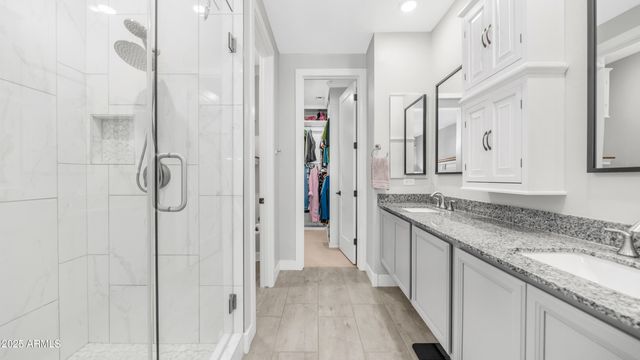 3855 S MCQUEEN Road 60, Chandler, AZ 85286