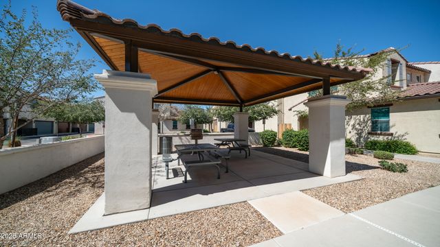 3855 S MCQUEEN Road 60, Chandler, AZ 85286