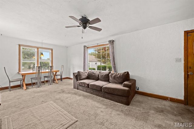 312 E Ofallon Drive, Caseyville, IL 62232