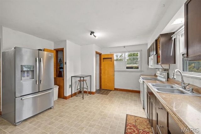 312 E Ofallon Drive, Caseyville, IL 62232