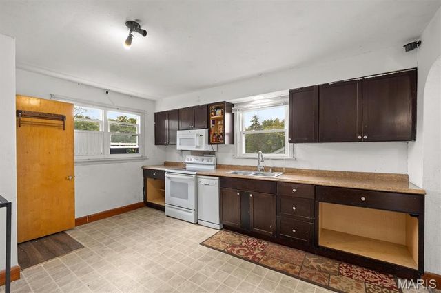 312 E Ofallon Drive, Caseyville, IL 62232