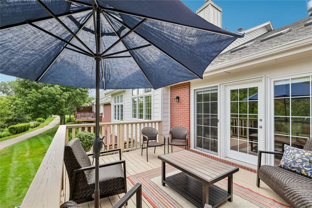 5925 Ep True Parkway 7, West Des Moines, IA 50266