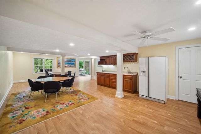 5925 Ep True Parkway 7, West Des Moines, IA 50266
