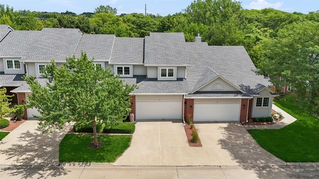 5925 Ep True Parkway 7, West Des Moines, IA 50266