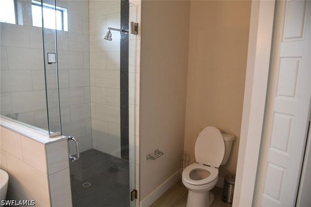 4666 Villa Capri LN, Bonita Springs, FL 34134