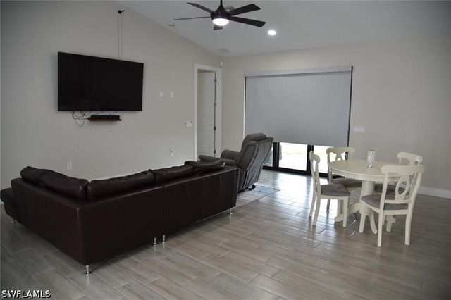 4666 Villa Capri LN, Bonita Springs, FL 34134