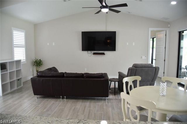 4666 Villa Capri LN, Bonita Springs, FL 34134