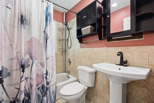 1 Ridgeview Ct, Vernon Twp., NJ 07422