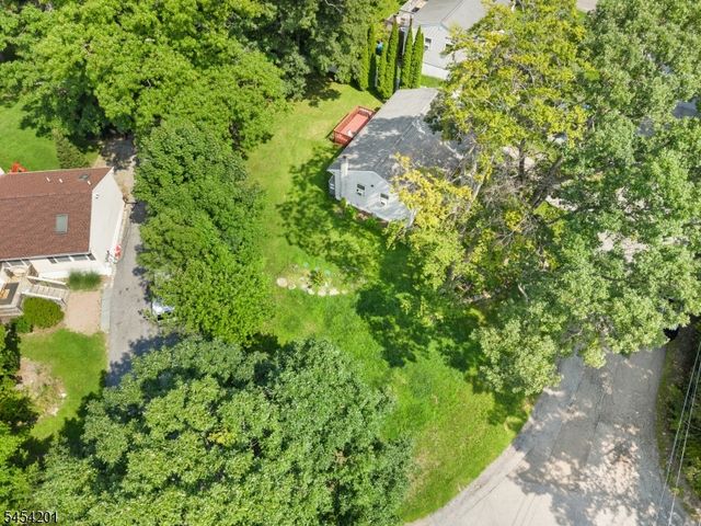 1 Ridgeview Ct, Vernon Twp., NJ 07422
