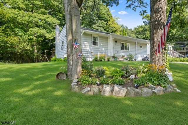 1 Ridgeview Ct, Vernon Twp., NJ 07422