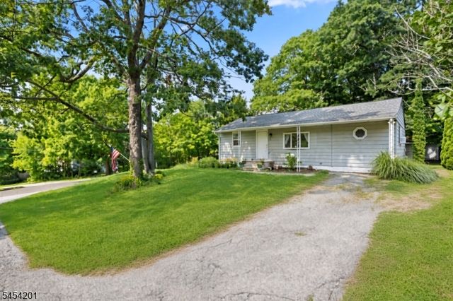 1 Ridgeview Ct, Vernon Twp., NJ 07422