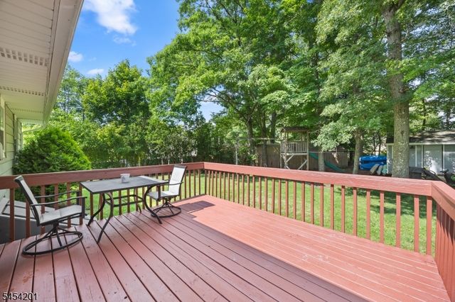 1 Ridgeview Ct, Vernon Twp., NJ 07422
