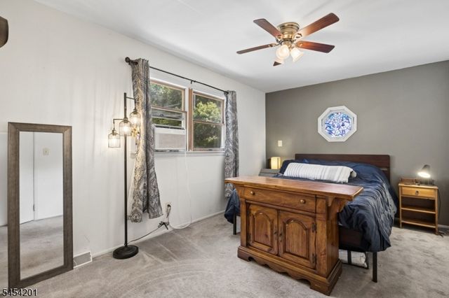 1 Ridgeview Ct, Vernon Twp., NJ 07422