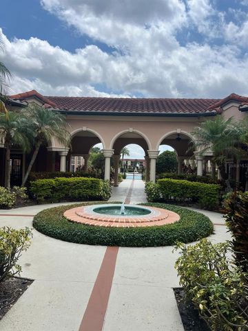 5554 METROWEST BOULEVARD 4-310, Orlando, FL 32811