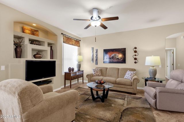 13606 N CAMBRIA Drive 109, Fountain Hills, AZ 85268